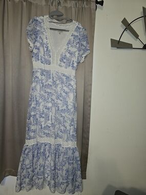 White and Blue Floral V-Neck Maxi Dress